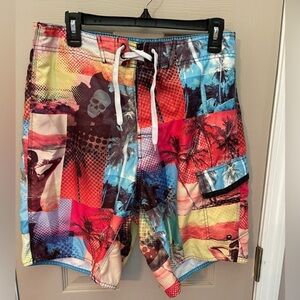 Joe Boxer men’s tropical skull multicolored swim board shorts.  Size M.